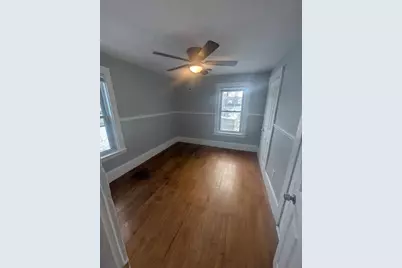 17 Ward St, Worcester, MA 01610 - Photo 4