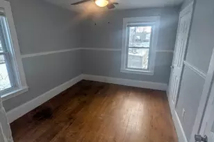 17 Ward St, Worcester, MA 01610 - Photo 4