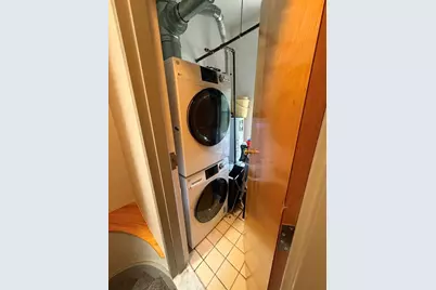22 Dwight #Three, Boston, MA 02118 - Photo 6