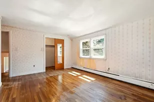 4 Mayflower, Stoneham, MA 02180 - Photo 18