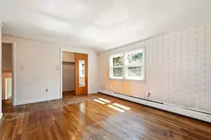 4 Mayflower, Stoneham, MA 02180 - Photo 18