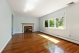 4 Mayflower, Stoneham, MA 02180 - Photo 6