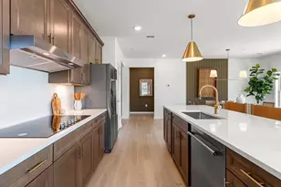 141 E Pt Dr, East Providence, RI 02916 - Photo 8