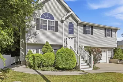 1015 Forbes St, New Bedford, MA 02745 - Photo 8