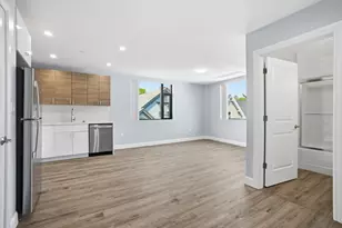 632 Centre St, Boston, MA 02139 - Photo 4