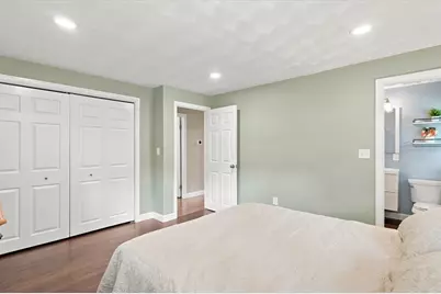 53 Bradford Rd, Framingham, MA 01701 - Photo 20