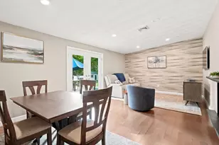 53 Bradford Rd, Framingham, MA 01701 - Photo 14