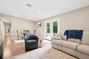 53 Bradford Rd, Framingham, MA 01701 - Photo 18