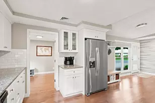 53 Bradford Rd, Framingham, MA 01701 - Photo 10