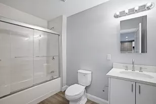 632 Centre St, Boston, MA 02139 - Photo 10