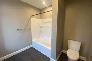 4945 Washington, Boston, MA 02132 - Photo 14