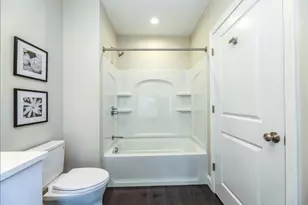 4945 Washington, Boston, MA 02132 - Photo 20