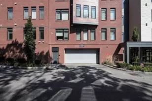 4945 Washington, Boston, MA 02132 - Photo 22
