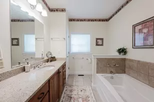 20 Hathaway Pond Cir, Rochester, MA 02770 - Photo 22