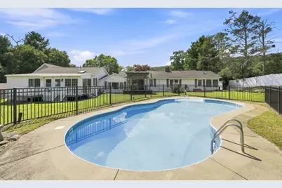 102 Lakeside Dr, Monson, MA 01057 - Photo 34