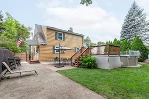 119 Lawrence St, Methuen, MA 01844 - Photo 2