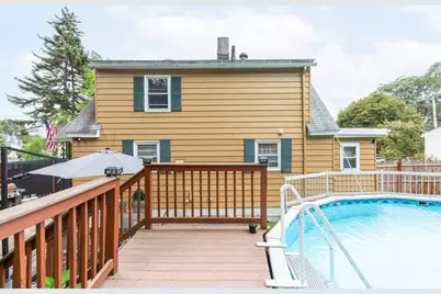 119 Lawrence St, Methuen, MA 01844 - Photo 6