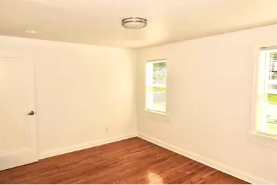 61 Russell Street, Springfield, MA 01104 - Photo 16