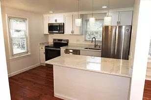 61 Russell St, Springfield, MA 01104 - Photo 10