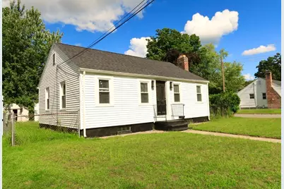 61 Russell Street, Springfield, MA 01104 - Photo 2