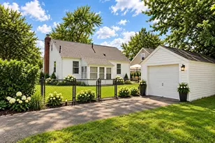 61 Russell St, Springfield, MA 01104 - Photo 4
