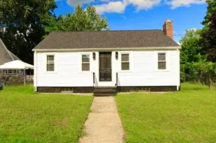 61 Russell St, Springfield, MA 01104 - Photo 1