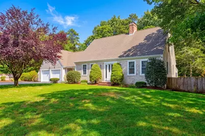 12 Quail Hollow Rd, Dennis, MA 02638 - Photo 2