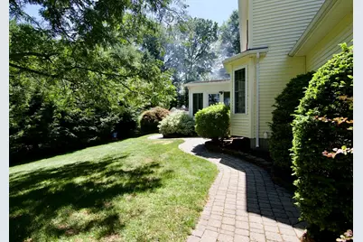 29 Skinner, East Windsor, CT 06016 - Photo 6