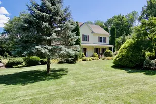 29 Skinner, East Windsor, CT 06016 - Photo 2