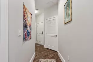 8 Sanborn St, Reading, MA 01867 - Photo 6