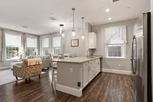 8 Sanborn St, Reading, MA 01867 - Photo 12