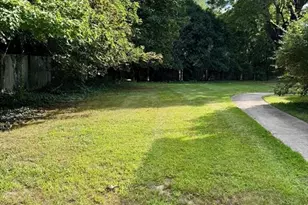 33 E Chestnut St, Sharon, MA 02067 - Photo 12