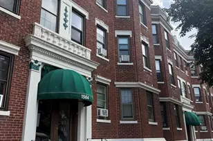 1564 Commonwealth Ave, Boston, MA 02135 - Photo 4