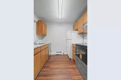 174 High St #309, Holyoke, MA 01040 - Photo 2