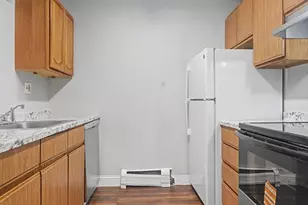 174 High St, Holyoke, MA 01040 - Photo 2