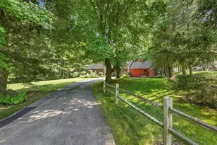 109 Lee St, West Boylston, MA 01583 - Photo 2