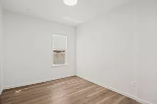 12 Alpine St, Boston, MA 01610 - Photo 18