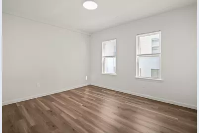 12 Alpine St #2, Boston, MA 01610 - Photo 14