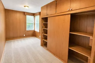 35 Beach St, Millbury, MA 01527 - Photo 10