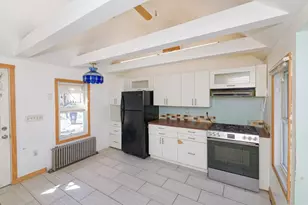 7 Cross St, Natick, MA 01760 - Photo 2