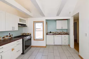 7 Cross St, Natick, MA 01760 - Photo 4