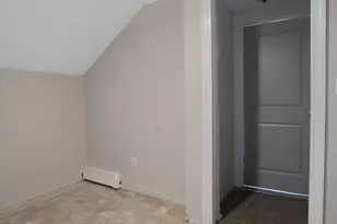 103 West St, Holyoke, MA 01040 - Photo 18
