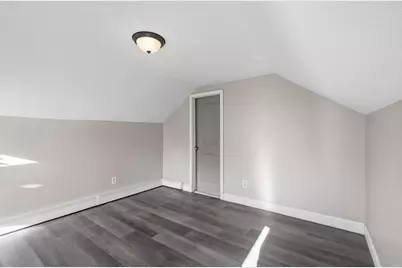 103 West St #2nd Fl, Holyoke, MA 01040 - Photo 16