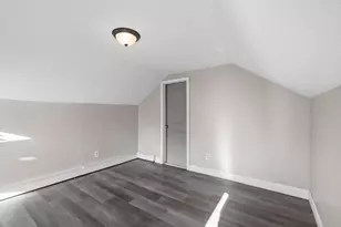 103 West St, Holyoke, MA 01040 - Photo 16