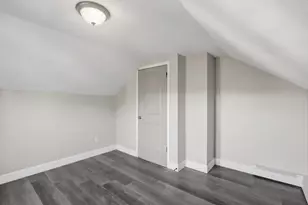 103 West St, Holyoke, MA 01040 - Photo 14