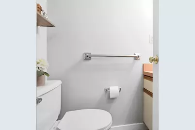 11 Margin Street #6, Lynn, MA 01905 - Photo 10