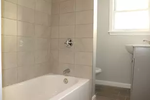 60 Broad St, Lynn, MA 01901 - Photo 4