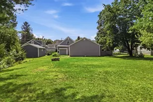246 Thurber Ave, Attleboro, MA 02703 - Photo 14