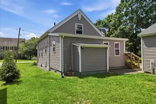 246 Thurber Ave, Attleboro, MA 02703 - Photo 12