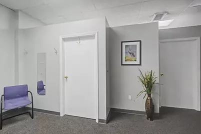 178 High St, Holyoke, MA 01040 - Photo 8